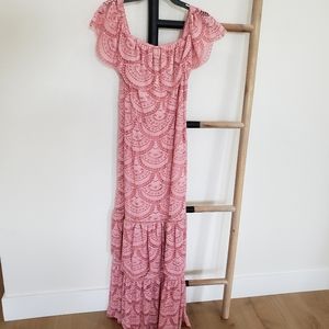 💞 Beautiful Pink Gianni Bini Dress